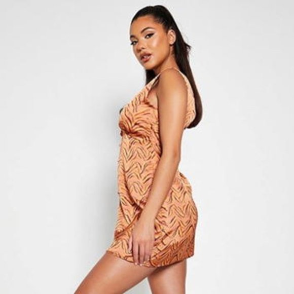 Brave Soul London Satin Tan Rust Orange Abstract Print Plunge Dress - Picture 3 of 6